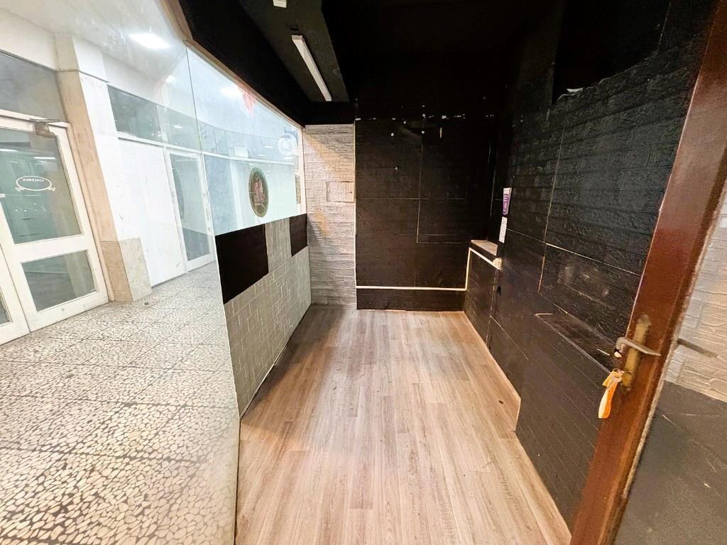 IMPERDIBLE OPORTUNIDAD! LOCAL COMERCIAL EN PLENO CENTRO