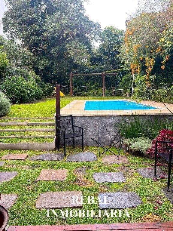 HERMOSA RESIDENCIA A NUEVO ! ! ! GGES ! ! ! CALEF. ! ! !
