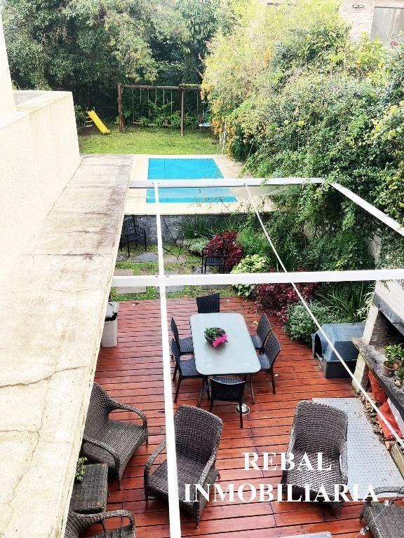 HERMOSA RESIDENCIA A NUEVO ! ! ! GGES ! ! ! CALEF. ! ! !