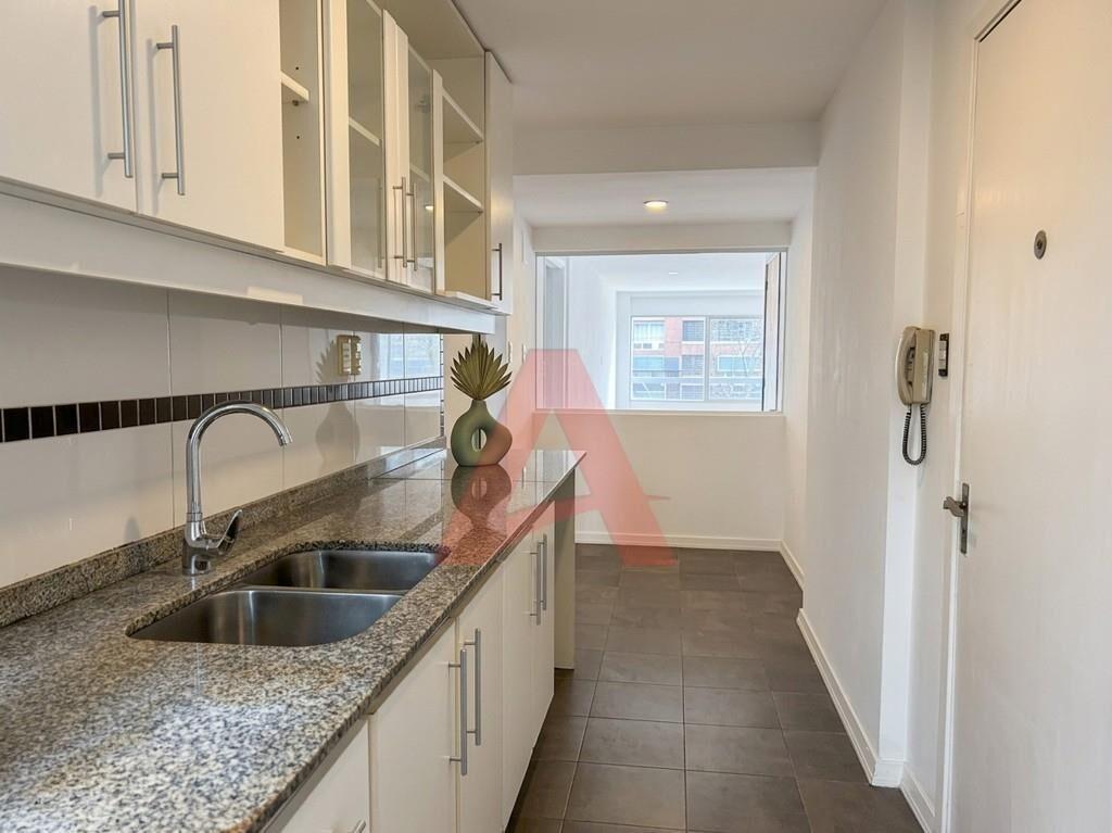 ECHEVARRIARZA  ALQUILER APARTAMENTO 2 DORMITORIOS Y SERVICIO