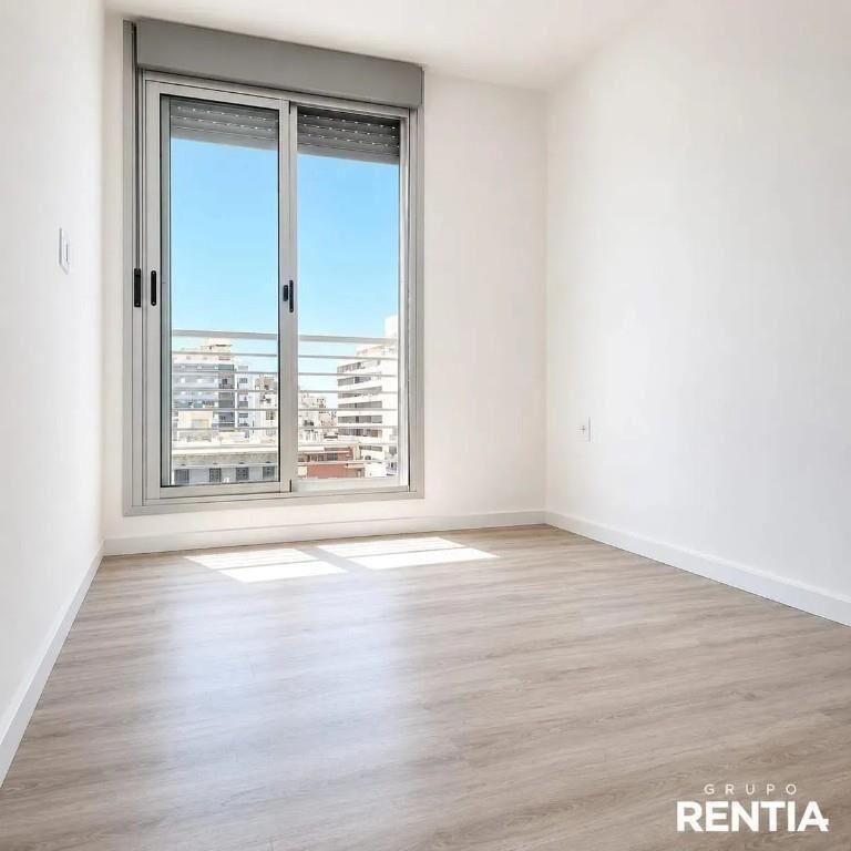 Se vende apto 2 dorm con garaje, Calle Mercedes, Cordon