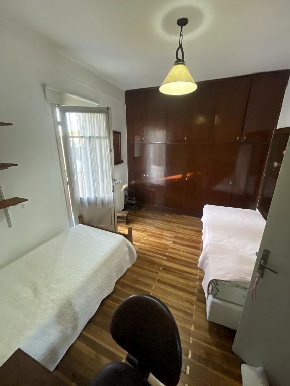 VENTA CASA 5 DORMITORIOS Y GARAJE