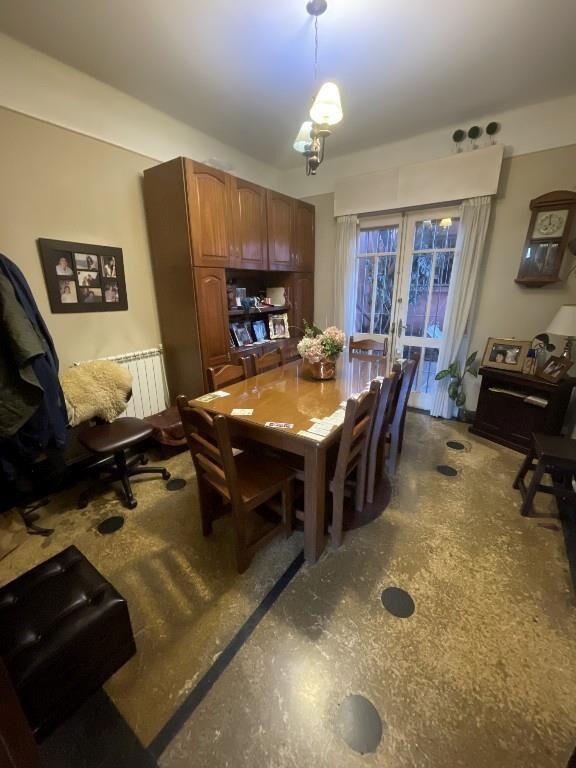 VENTA CASA 5 DORMITORIOS Y GARAJE