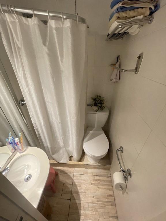 VENTA CASA 5 DORMITORIOS Y GARAJE