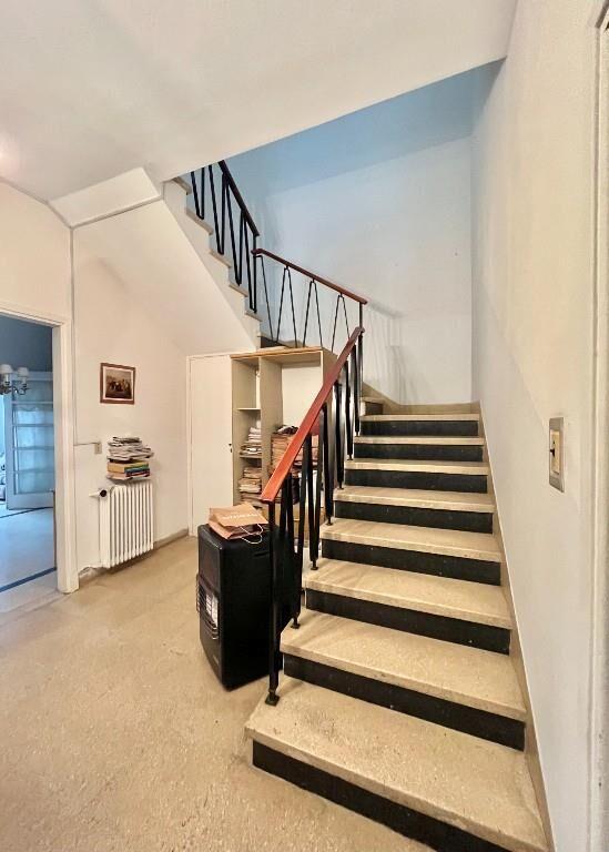 L & M VENDE: ESTRATÉGICA UBICACIÓN COMERCIO/VIVIENDA.-