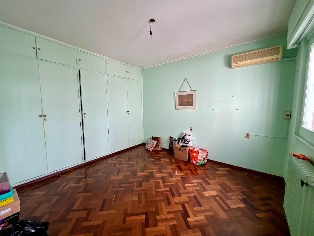 L & M VENDE: ESTRATÉGICA UBICACIÓN COMERCIO/VIVIENDA.-