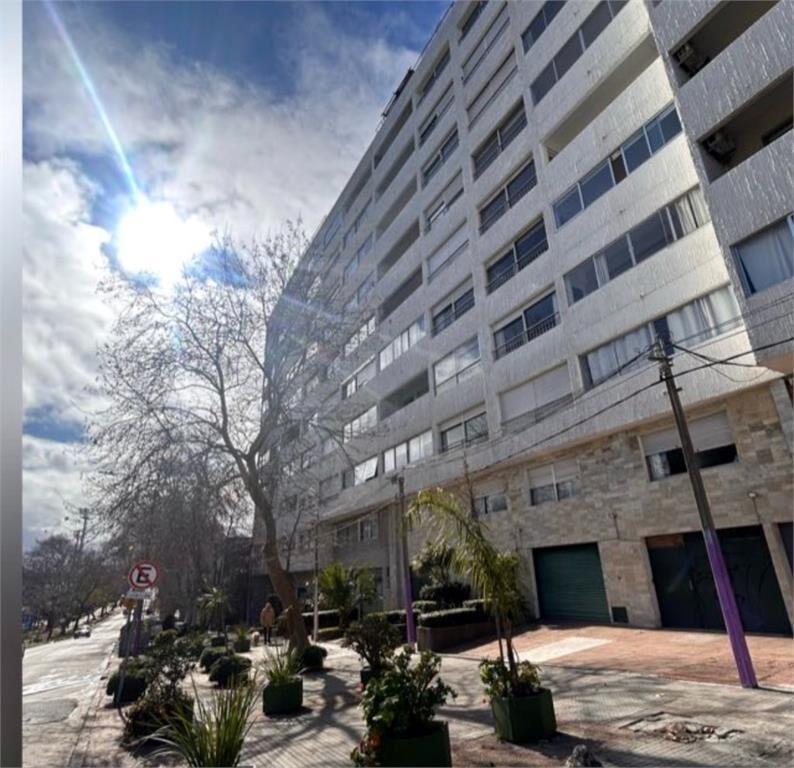 Con la seguridad de un apartamento y el confort de una casa.