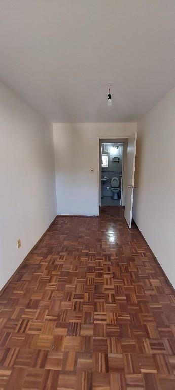 Se vende Apto con Garaje de 2 dormi 2 baños en el Centro