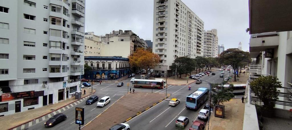 S/Av Del Libertador De Categoría 61m2 tza. al frente, losa!!