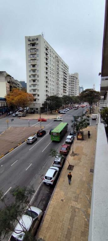 S/Av Del Libertador De Categoría 61m2 tza. al frente, losa!!