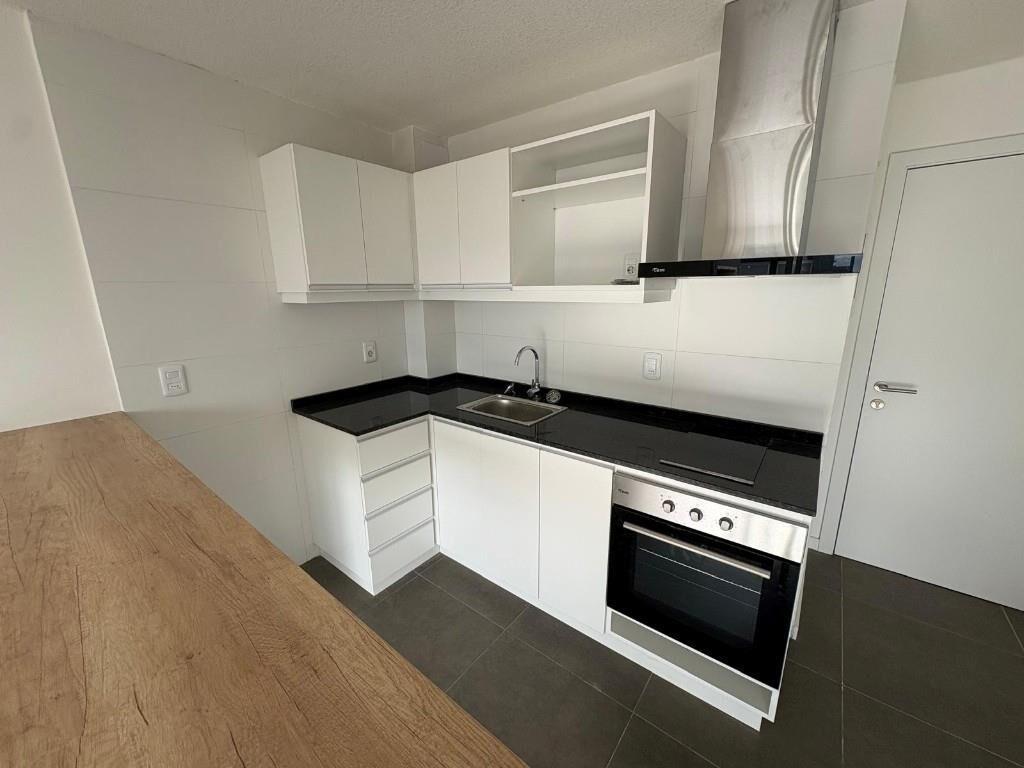 PENTHOUSE EN ALQUILER 2 DORM CON GGE - TRES CRUCES