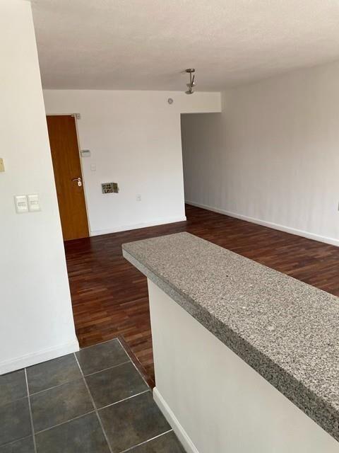 PROXIMO MONTEVIDEO SHOPPING