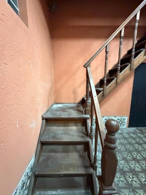 DIRI SAN MARTIN Y C. REYLES - 600M2 CONSTR- ENTRADA CAMIONES
