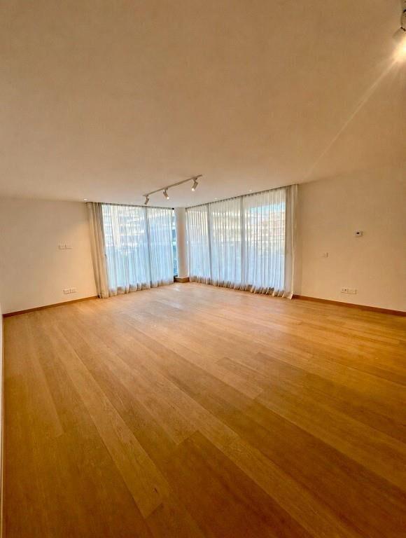 VENDE A ESTRENAR CARRASCO 2 DORMITORIOS 2 BAÑOS PARRILLERO