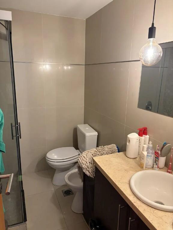 Penthouse 2 dorm 2 baños, Garaje,  Av. Colombes, Malvin Sur