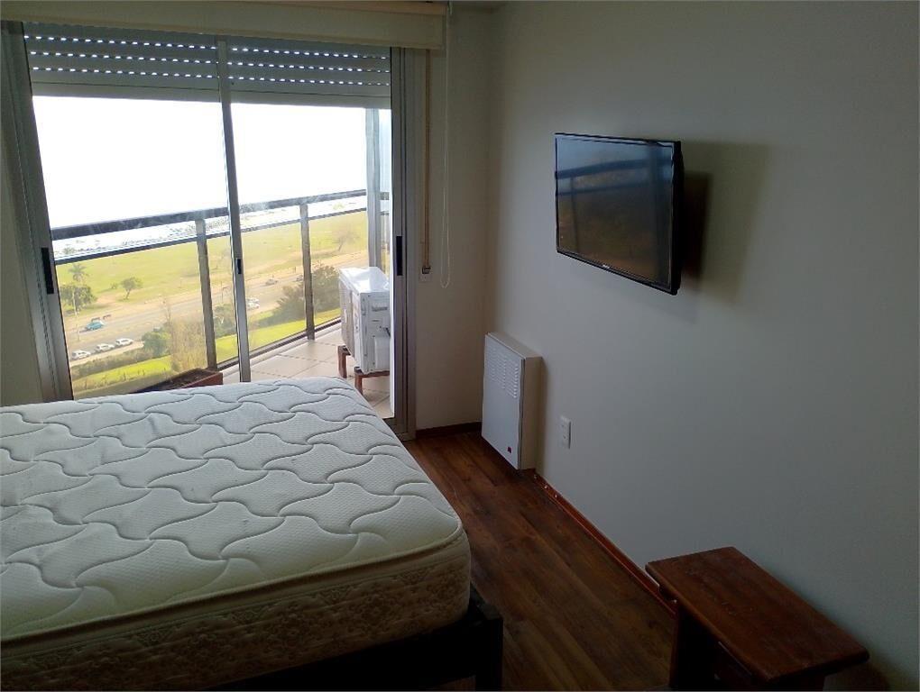 Alquiler Apto. 1 dorm. Con Muebles Vista al Mar y Garage