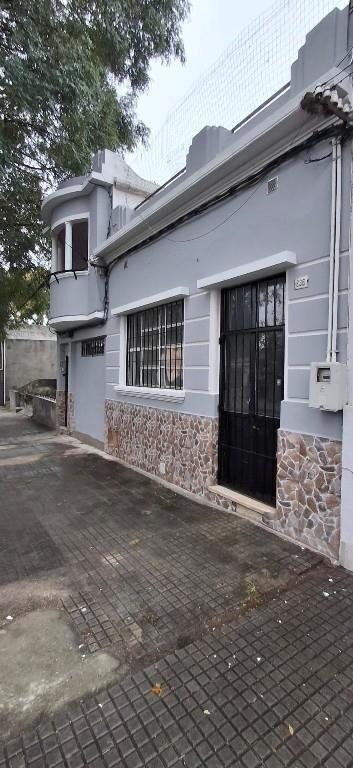 Alquiler Local Calle Cnel. Santiago Labandera zona Capurro