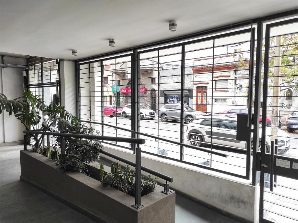 Excelente Monoambiente Cordon Tres Cruces 37 m2 piso alto