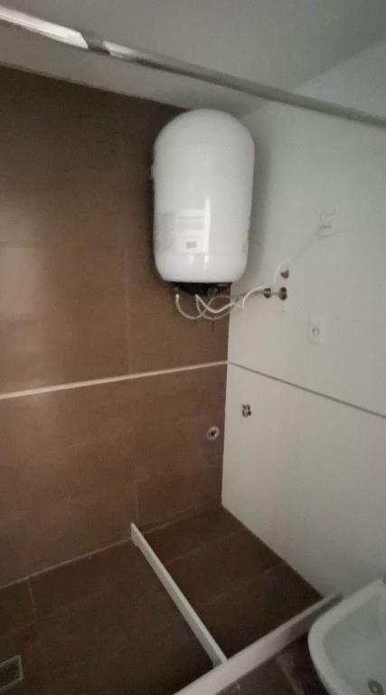 Se alquila apto en Calle Coronel Brandsen, Tres Cruces