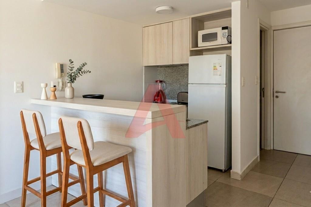 POCITOS ALQUILER DE 2 DORMITORIOS CON MUEBLES – PISCINA