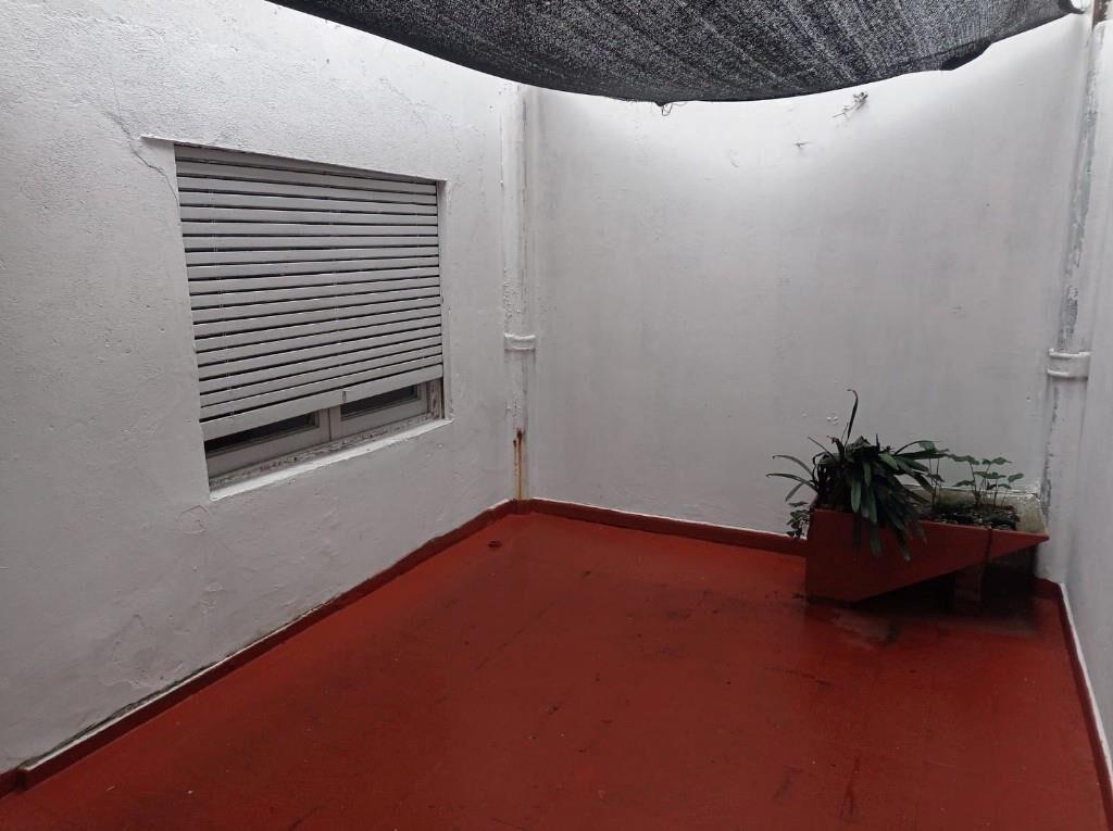 IMPERIAL ALQUILA...APTO P.B 3 DORM , PARRILLERO Y DOS PATIOS
