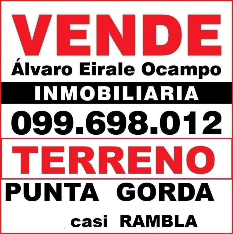 * PUNTA GORDA: TERRENO 700 m2  FRENTE X 2 CALLES