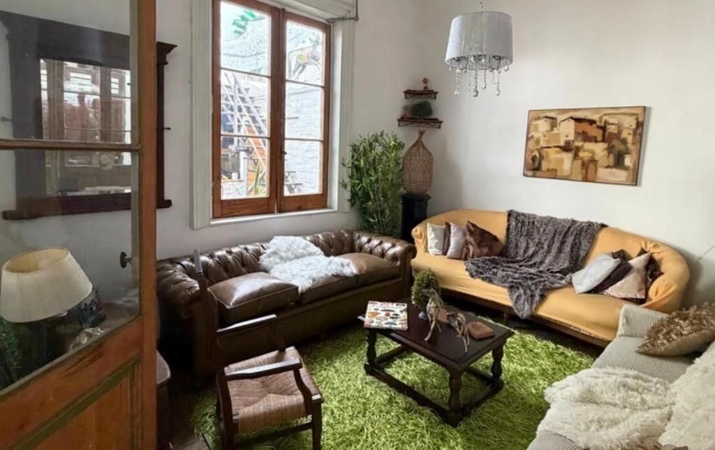 Casa de 150 mts a nuevo en Aguada .