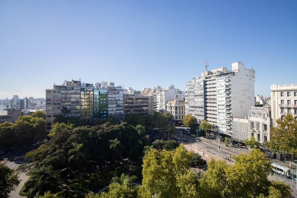 Venta Apartamento 4 Dormitorios 4 Baños