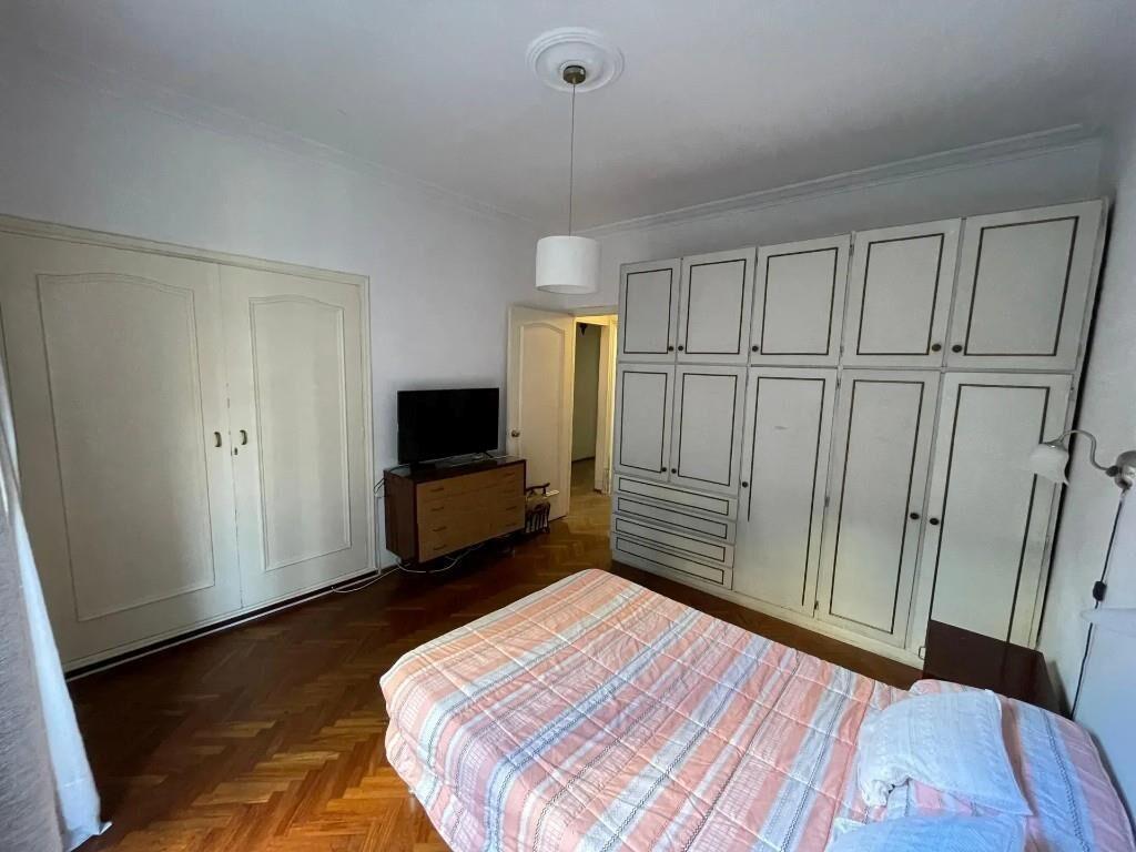 Apto en Venta 175 M2, Con Balcón Y Patio, 4 Dormi 3 baños