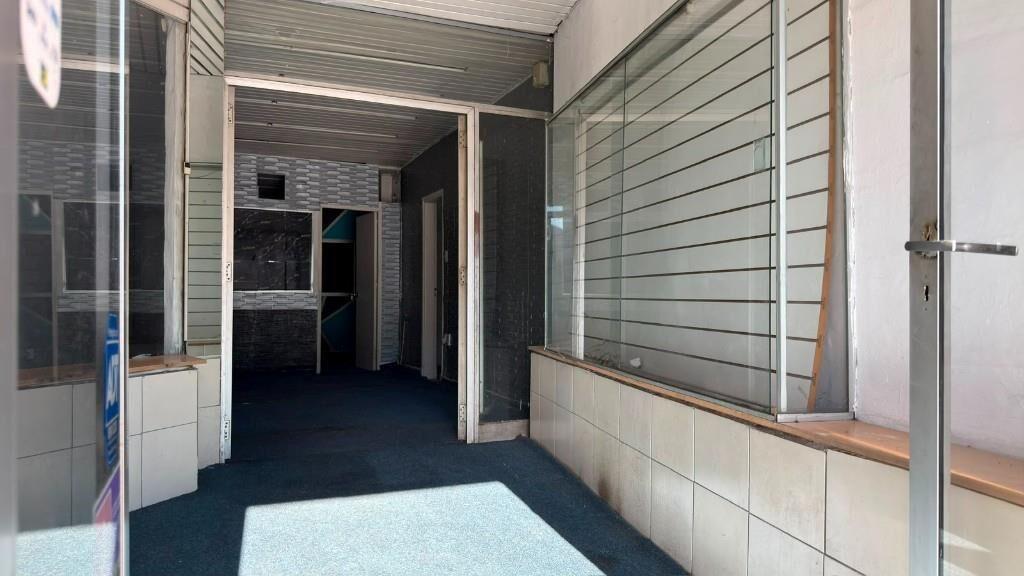Baldovino - Alq. Local av. 8 de octubre 3938A - Unión
