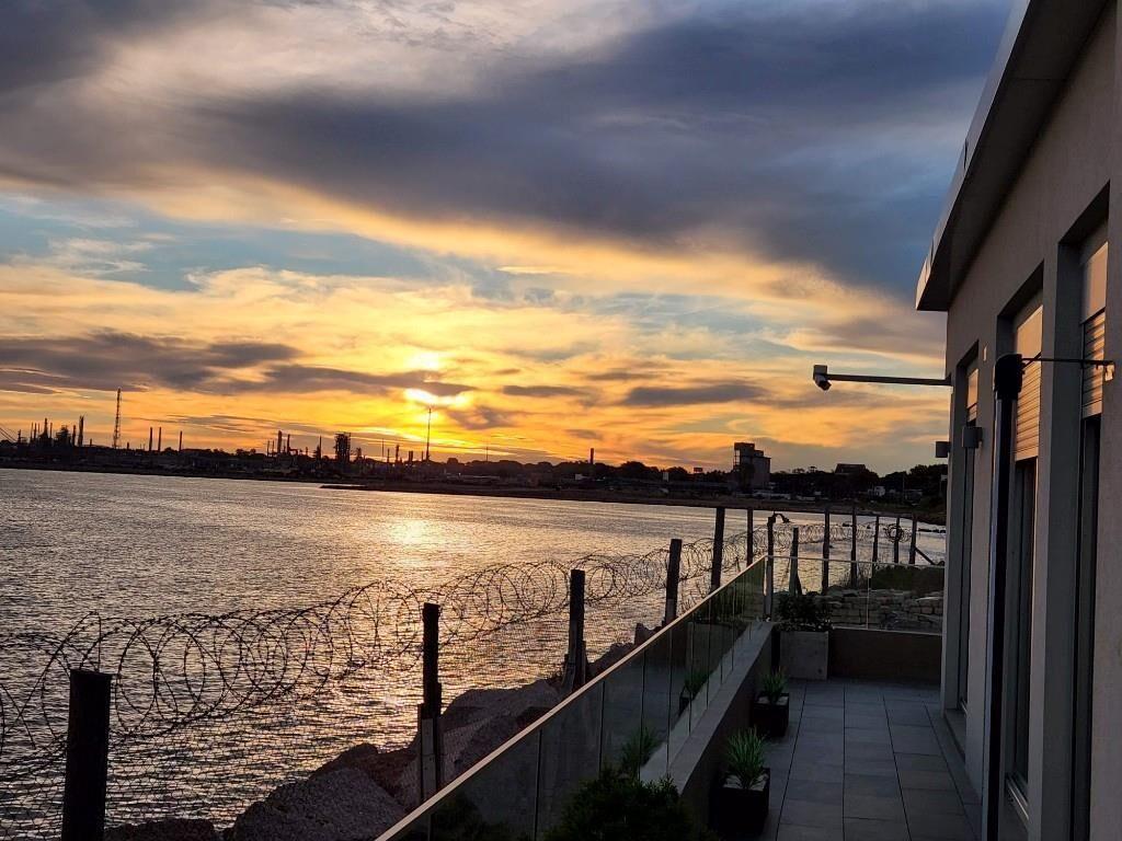 Apartamento En Venta, 1 Dormitorio, Piso 15, Al Mar