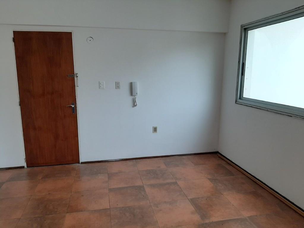 Linda Planta Con Renta, 2 dorm. En 18 Y Yi