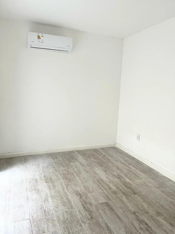 1 dormitorio + 2 patios, GGE, impecable en Pta Carretas