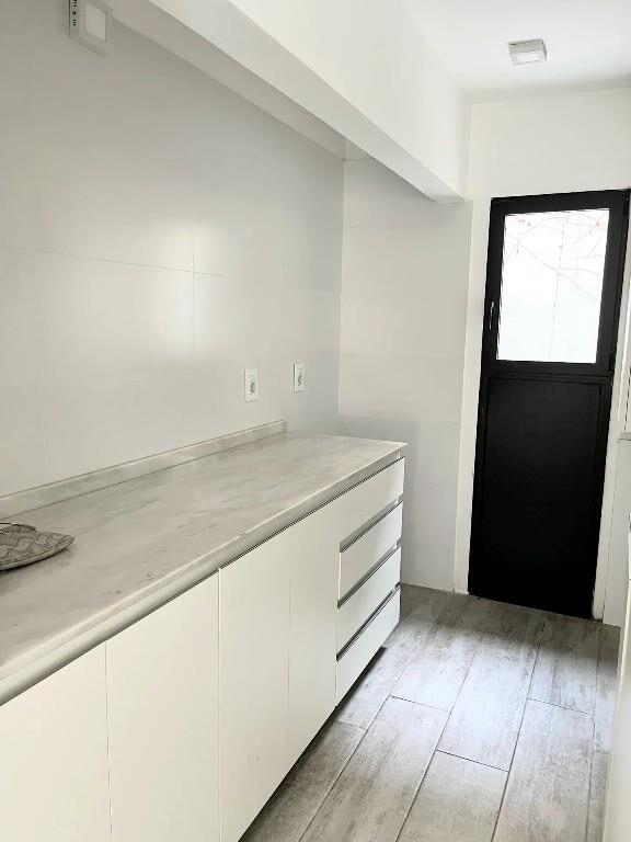 1 dormitorio + 2 patios, GGE, impecable en Pta Carretas