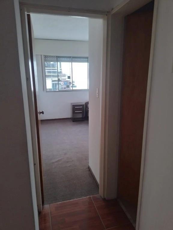 Se alquila apto 1 dormitorio, Calle Rio Branco, Centro