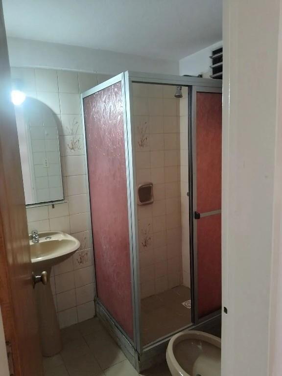 Se alquila apto 1 dormitorio, Calle Rio Branco, Centro