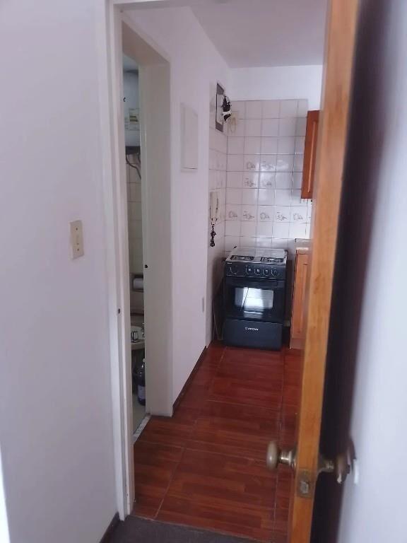 Se alquila apto 1 dormitorio, Calle Rio Branco, Centro