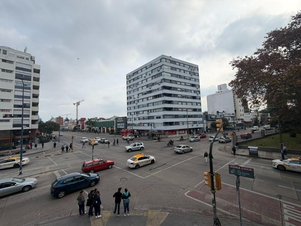 DIRI AV. GARIBALDI Y AV. 8 DE OCTUBRE DE ALTOS - 2 DORM C/TZ