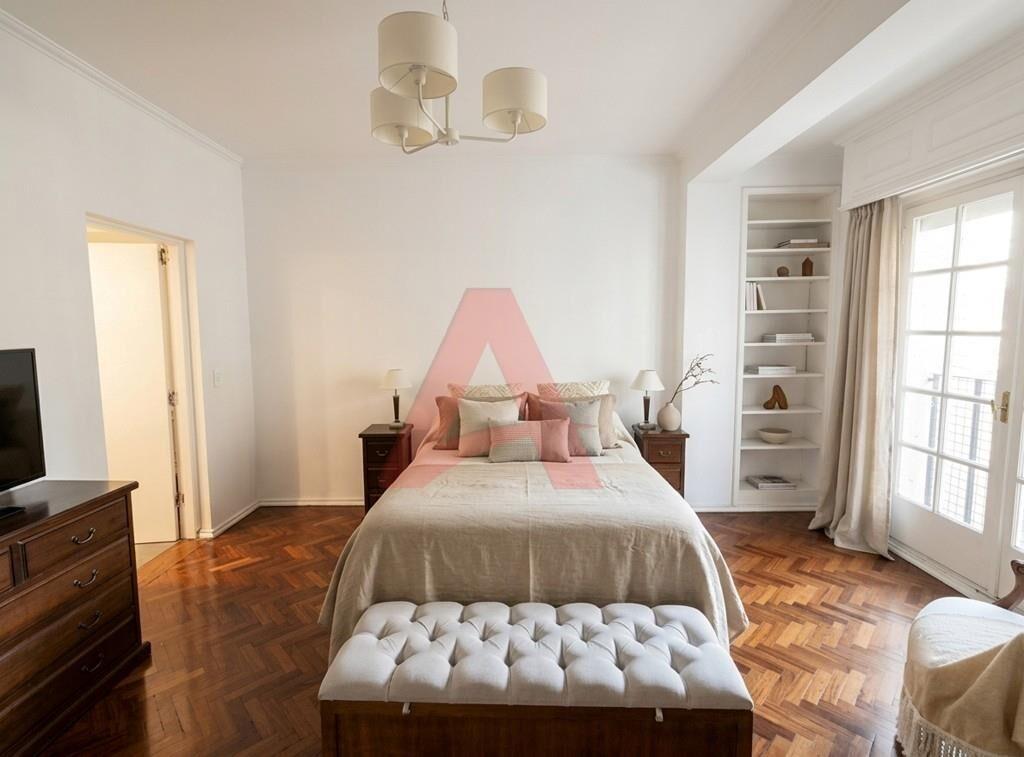 POCITOS  VENTA APARTAMENTO– 3 DORMITORIOS Y 3 BAÑOS - GARAJE
