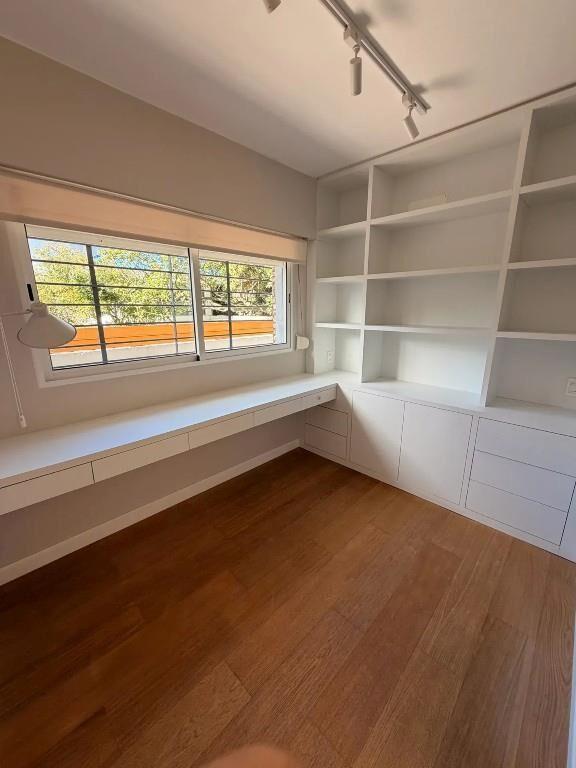 Gran apartamento, con patio y Parrillero. Espectacular