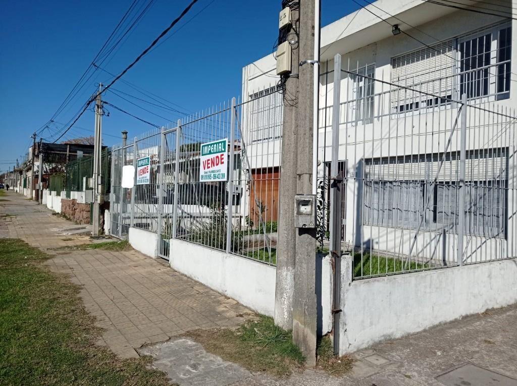 IMPERIAL VENDE.2 CASAS UNA CON RENTA Y LOCAL INDUSTRIAL P.U.