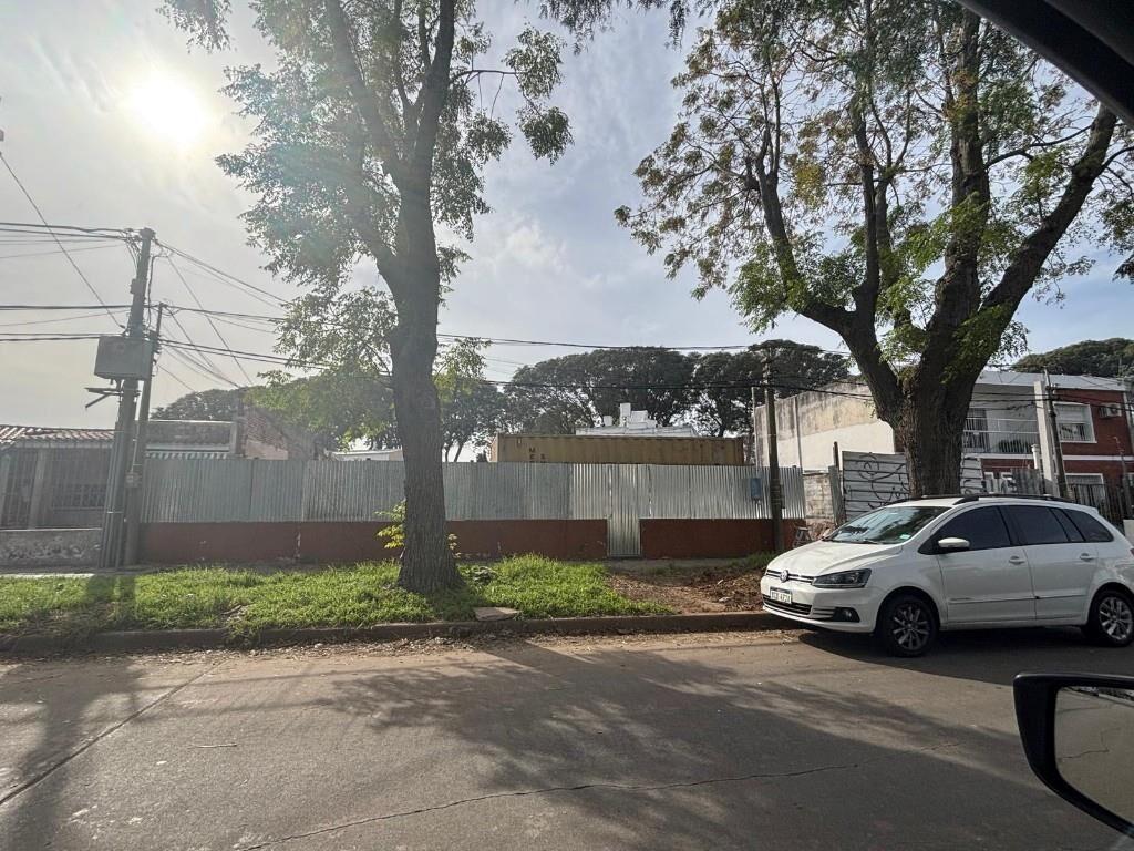 Malvín: Apartamento de 1 Dormitorio con Patio en Pozo