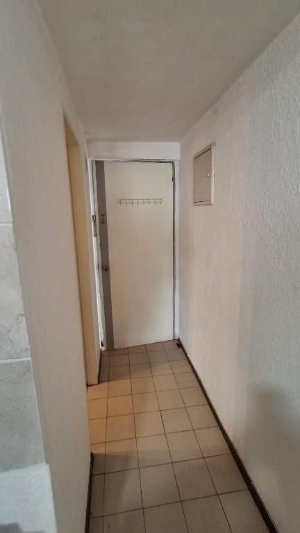 Se vende Monoambiente, al frente calle Tacuarembó, Cordón