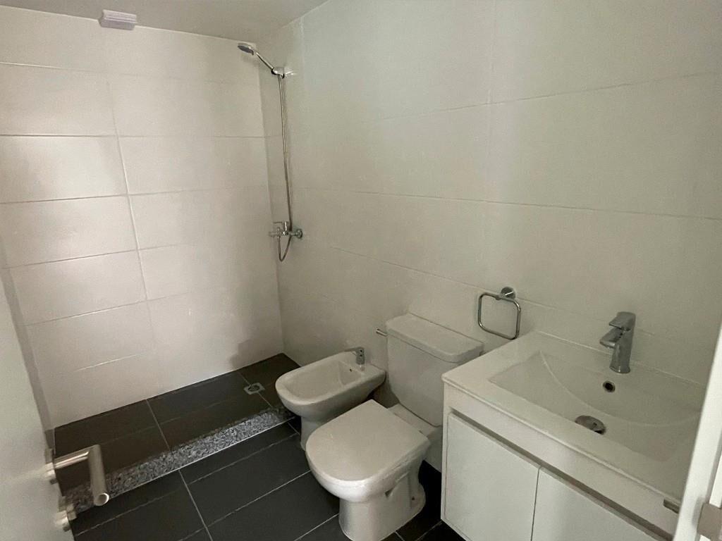 Estrene Apto 1 Dormitorio En Centro - Próximo A 18