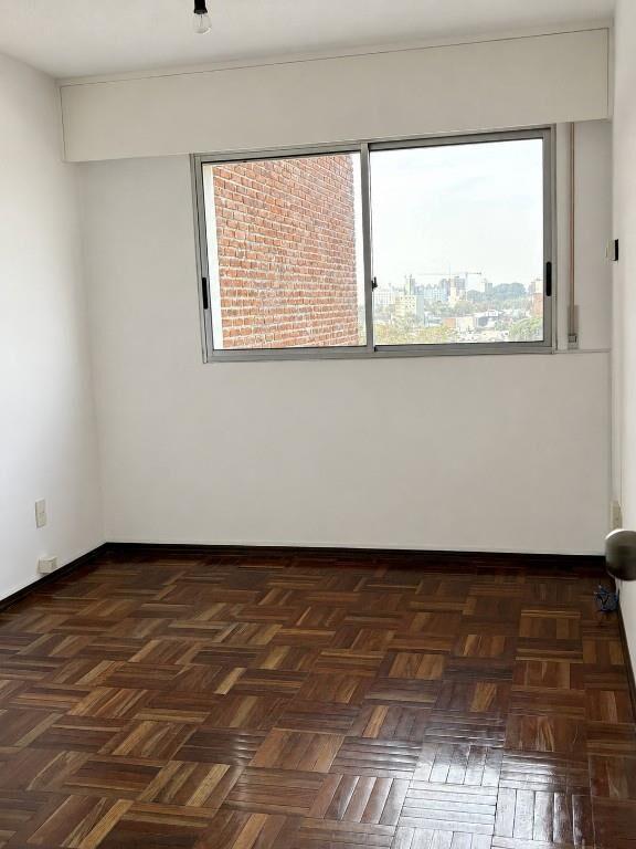 Dueño vende Apartamento en Buceo - 2 Dorm., 2 baños y Garaje