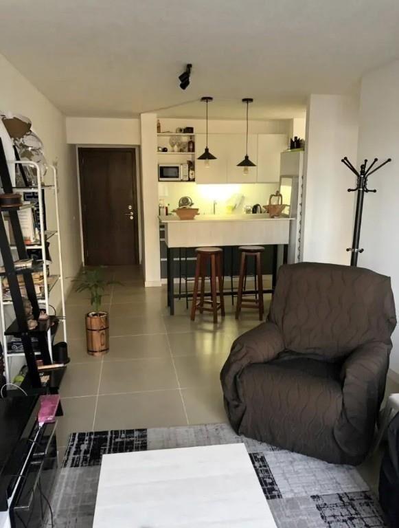 En Punta Gorda, 1 dormitorio, edificio moderno. Amoblado
