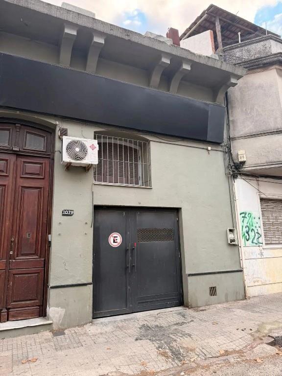 Casa de 9 dormitorios, ideal empresa, uso comercial