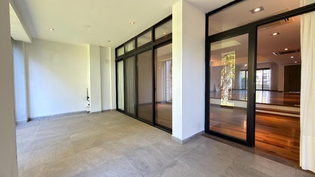 VENTA IMPORTANTE CASA CONTEMPORANEA ZONA CLUB DE GOLF
