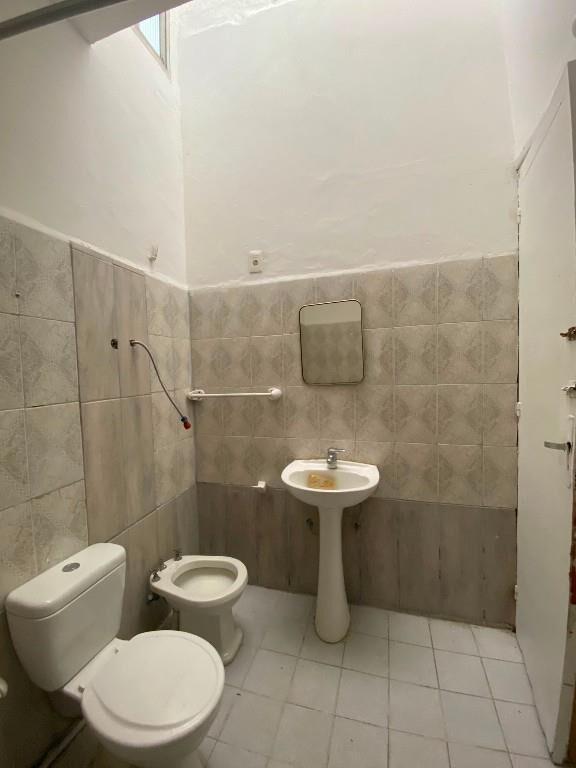 Alquiler! Imperdible apto 1 dormitorio,patio, Cordon!