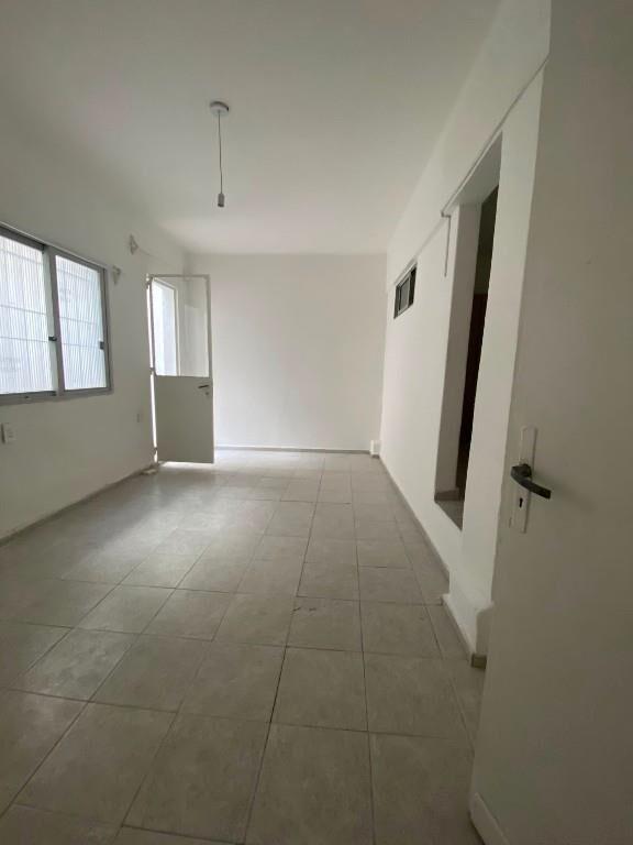 Alquiler! Imperdible apto 1 dormitorio,patio, Cordon!